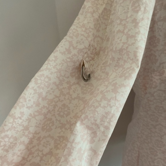 LOFT floral button down medium - Picture 3 of 7
